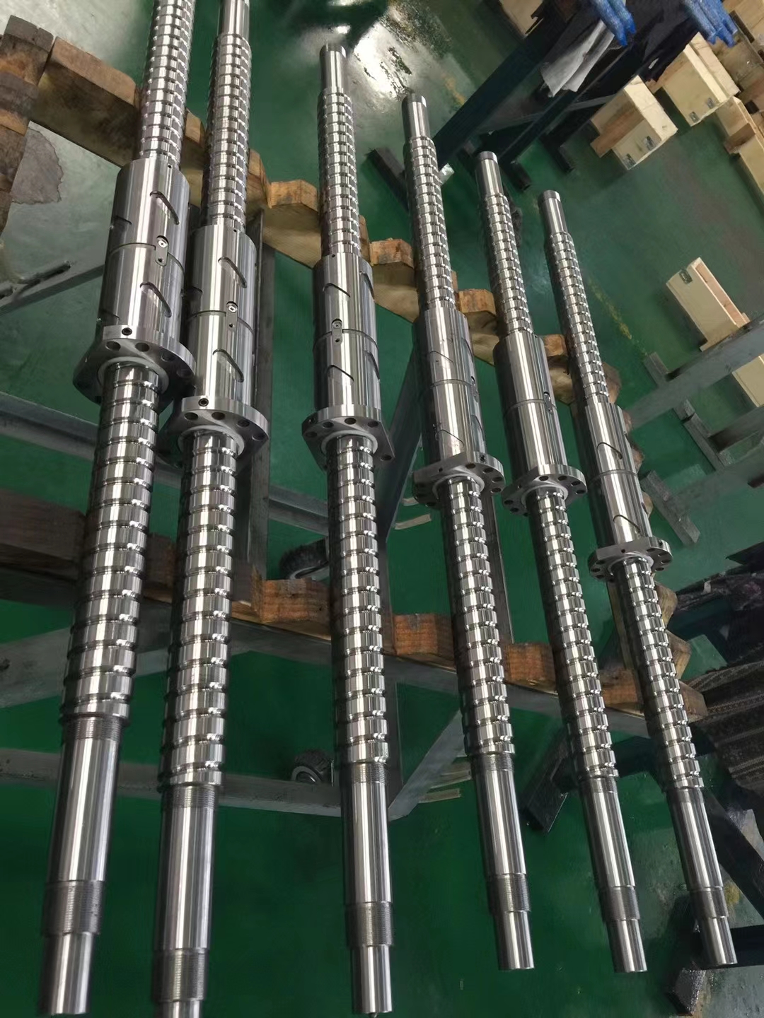 1-220G31F2053I.jpg