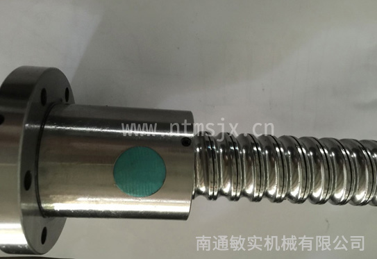 轧制滚珠丝杠