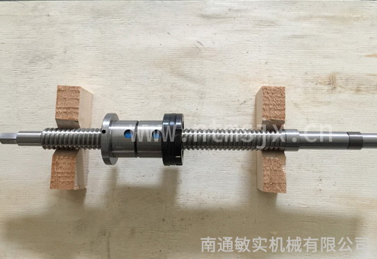内循环滚珠丝杠