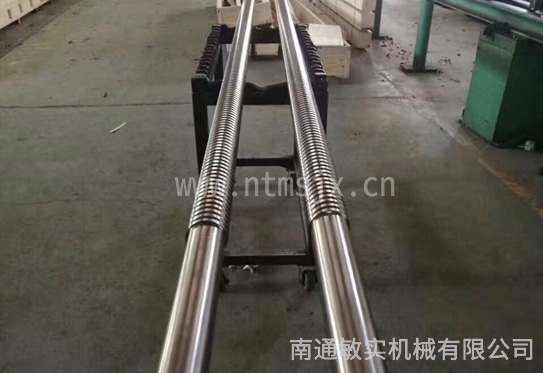 超长滚珠丝杠