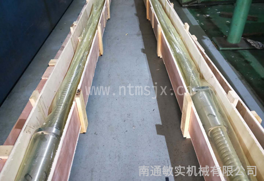 超长滚珠丝杠